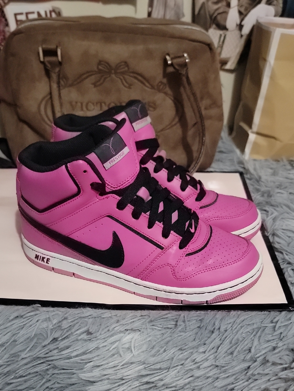 Women's Nike Air Prestige 3 Pink High-Top Sneakers 7.5